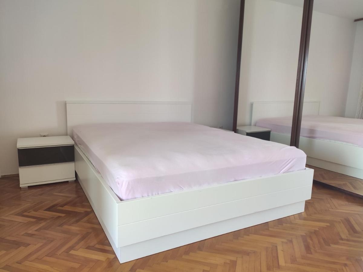 2 Minutes To The Beach Ev Station Available Цриквениця Екстер'єр фото
